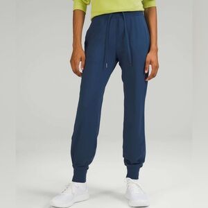 Lululemon ready to rulu joggers